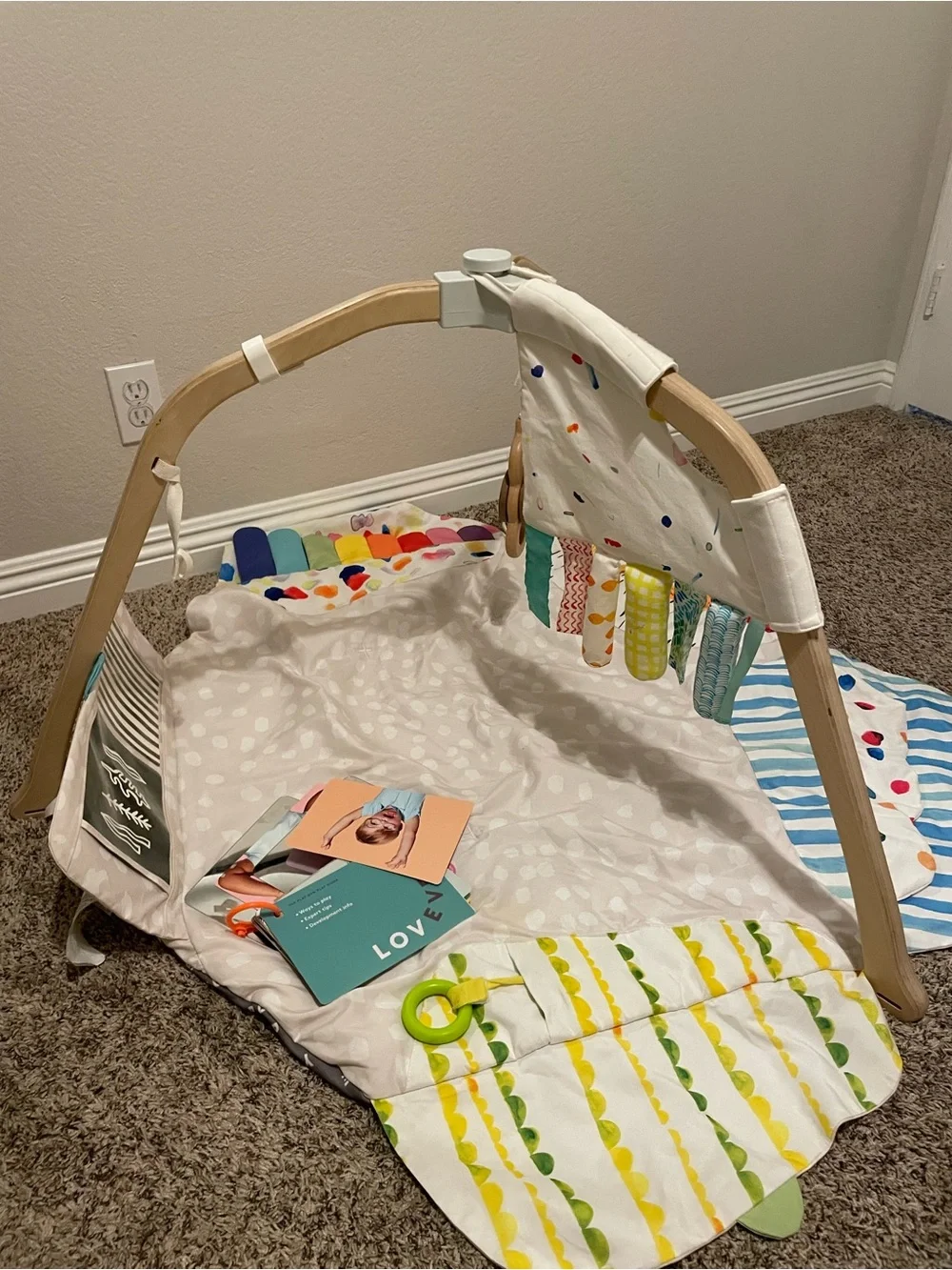 Lovevery Play Gym with Multicolor Toys